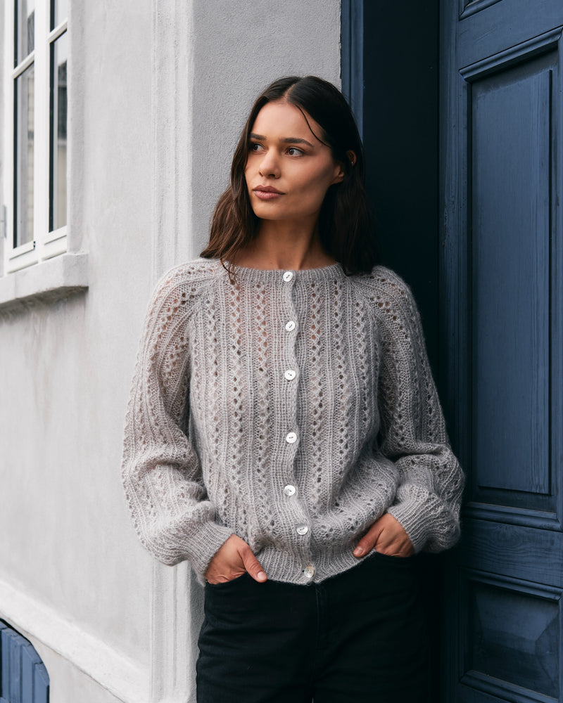 Waffle Cardigan – Strickanleitung & Garnpaket