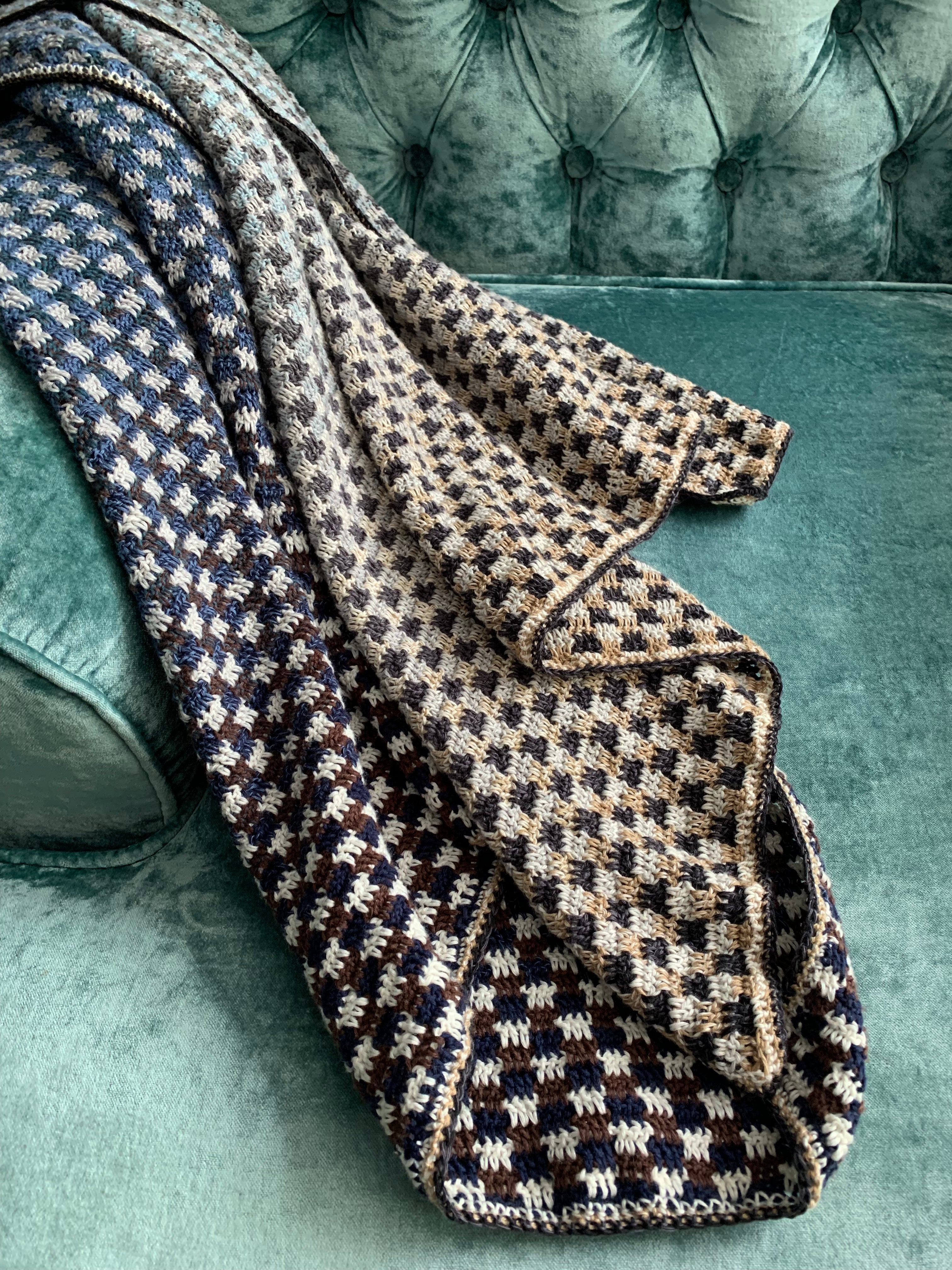 TRIO BLANKET NO. 2 - BONIFAKTUR