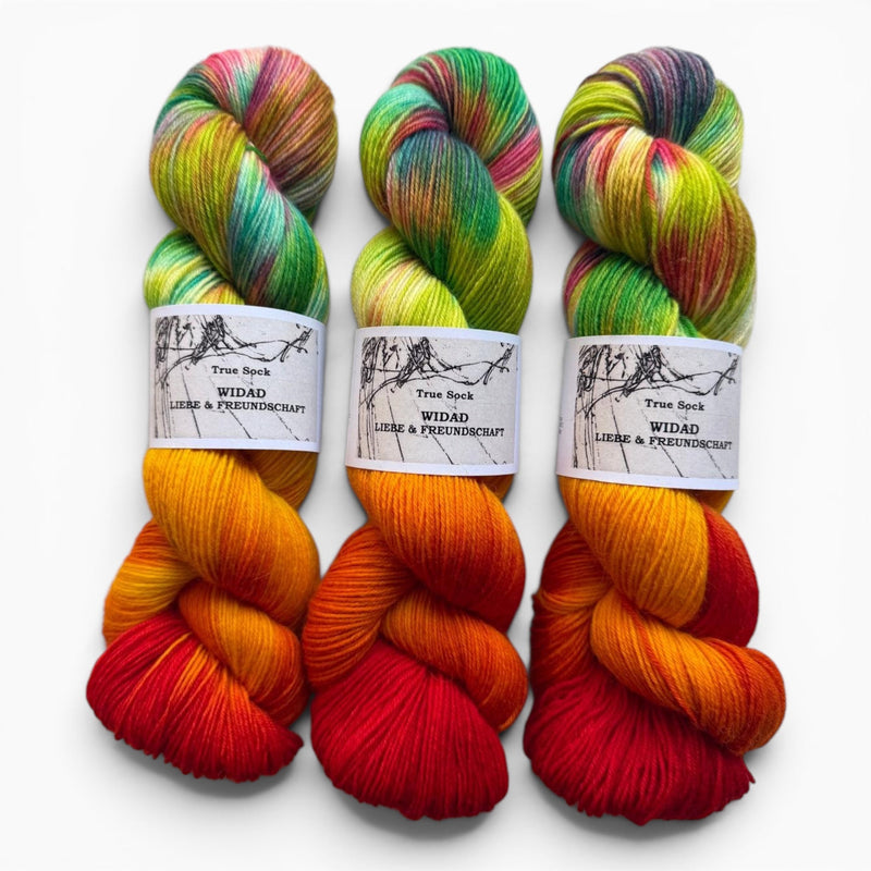 Atelier Franziska Uhl HANDGEFÄRBTE SOCKENWOLLE - TRUE SOCK - BONIFAKTUR - Widad - Liebe und Freundschaft - Atelier Franziska Uhl HANDGEFÄRBTE SOCKENWOLLE - TRUE SOCK