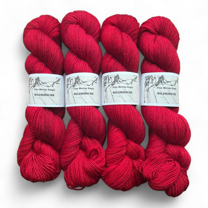 Atelier Franziska Uhl Merino Singles - BONIFAKTUR - Wildkirsche - Atelier Franziska Uhl Atelier Franziska Uhl Merino Singles Wildkirsche