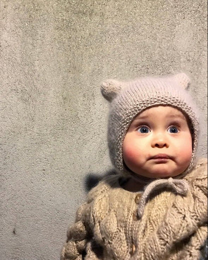 Baby Bear Bonnet – Strickanleitung & Garnpaket - BONIFAKTUR - Kleinste - Baby Bear Bonnet – Strickanleitung & Garnpaket