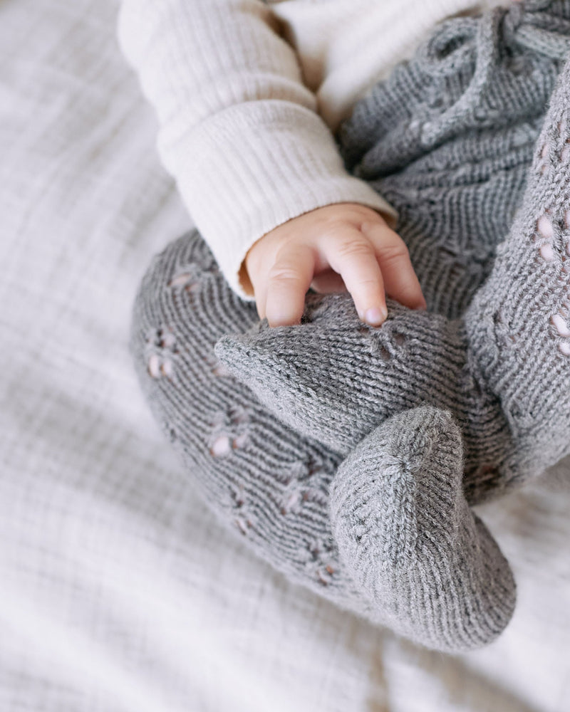Clover Tights – Strickanleitung & Garnpaket - BONIFAKTUR - Kleinste -Clover Tights Baby