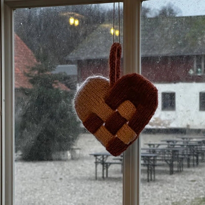 Olives Christmas Heart – Strickanleitung & Garnpaket - BONIFAKTUR - Kleinste - Olives Christmas Heart – Strickanleitung & Garnpaket